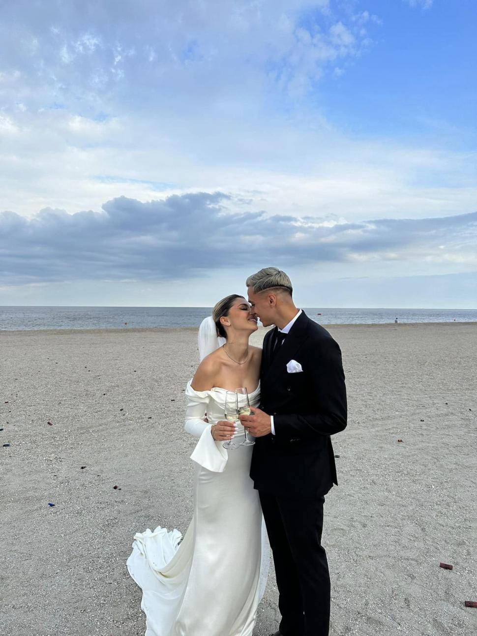 Nunțile anului 2023. Imagini cu vedetele din România care și-au jurat iubire veșnică 878253