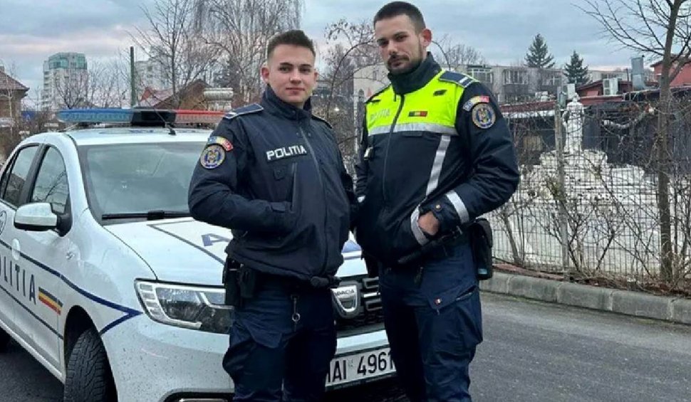 Mihai și Zaharia, polițiștii dați exemplu după ce au refuzat o șpagă egală cu salariul pe o lună: "Ne mândrim cu ei"