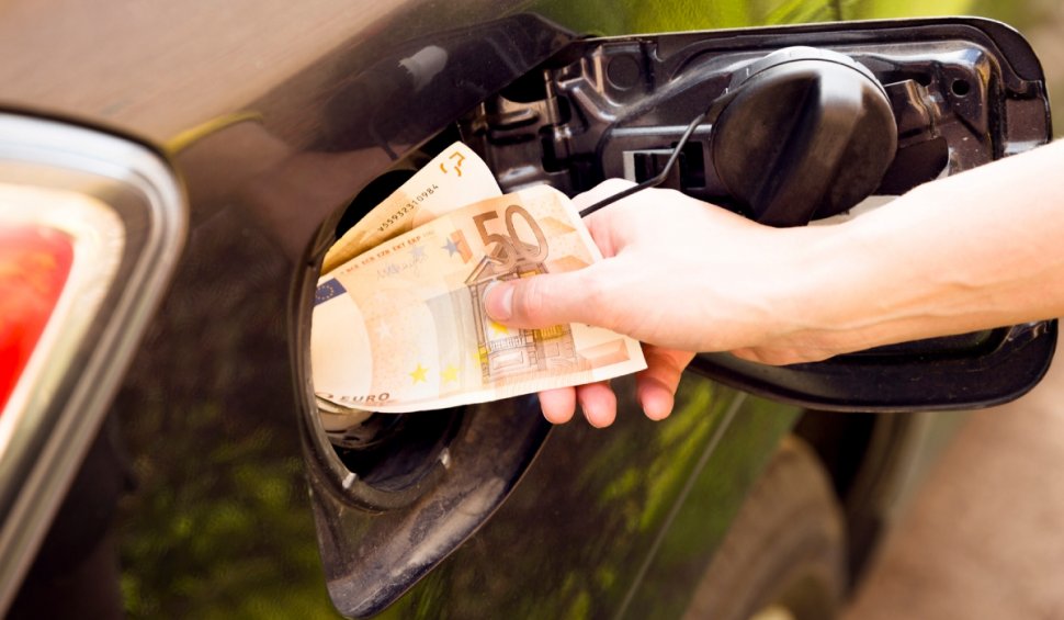 Benzina și motorina s-au scumpit astăzi! Prețul pentru un litru de carburant după creșterea accizelor