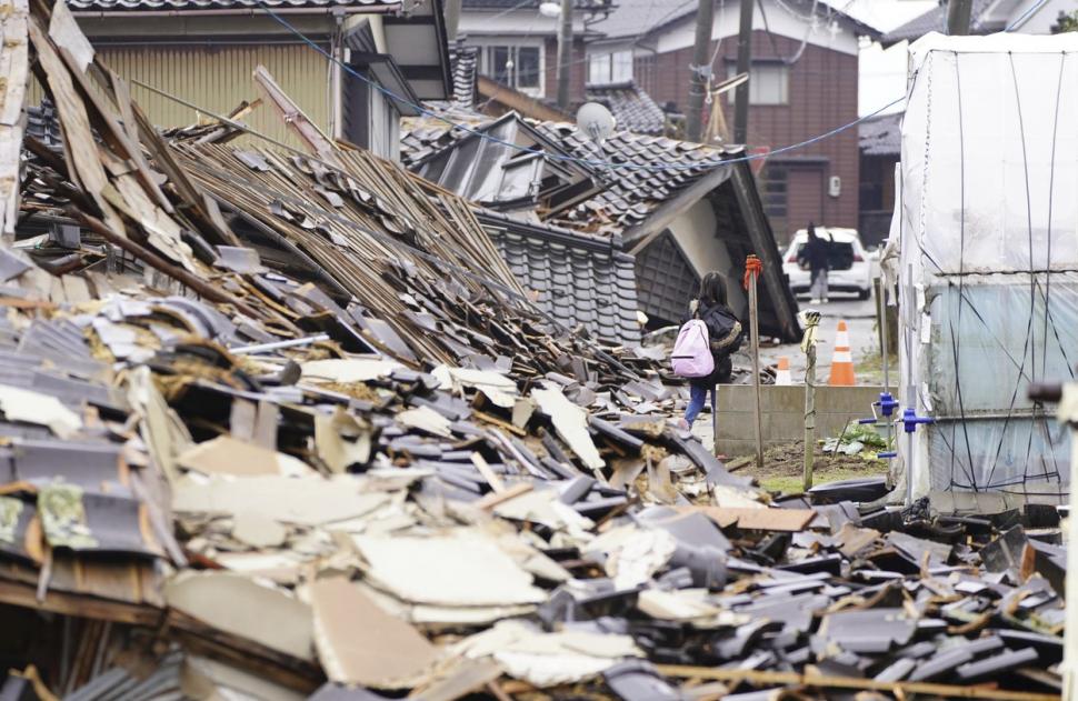 Bilanțul victimelor cutremurului de 7,6 din Japonia a crescut la 73 de morți 878824