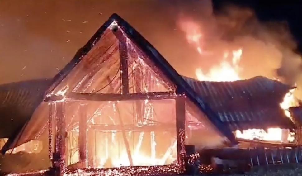 Cele trei ipoteze pe care merg anchetatorii în cazul incendiului tragic de la Ferma Dacilor 878849