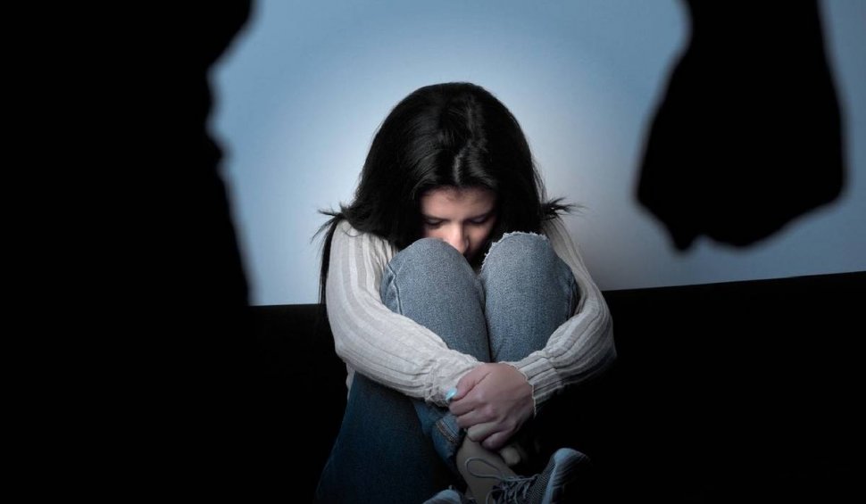 Cazurile de violență domestică cresc alarmant, în România. Polițiștii au avut aproape 100.000 de intervenții, în 2023