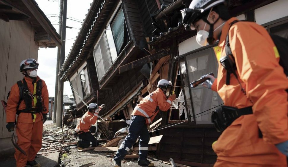 92 de morți și aproape 250 de dispăruți, după cutremurul de 7,6 din Japonia! Victimele, căutate printre dărâmături