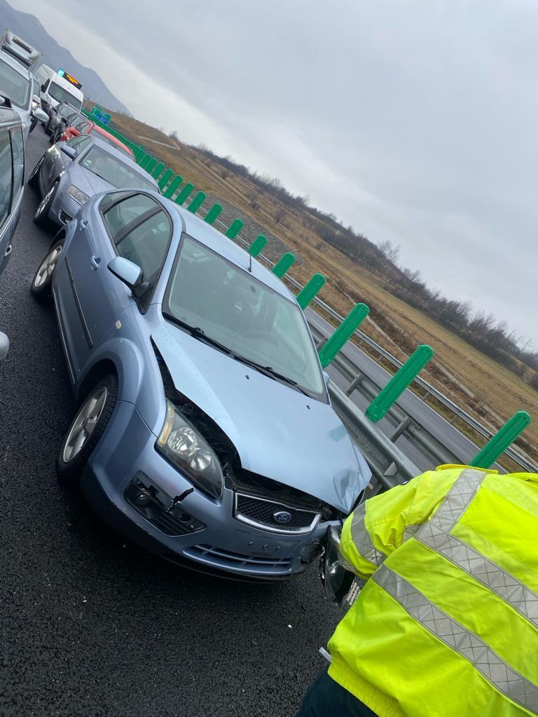  Trafic blocat pe A1 între Boiţa şi Tălmaciu din cauza unui accident cu şase maşini 879304