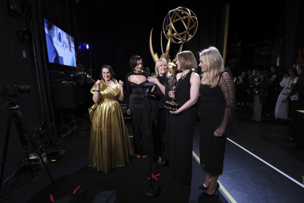 Ea este Bianca Boeroiu, românca premiată cu un Emmy la categoria "Cel mai bun machiaj contemporan dintr-un film de televiziune" 879568