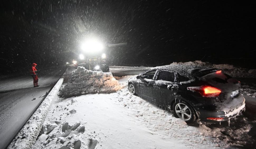 Zeci de școli din România vor fi închise din cauza vremii. Unde a lovit cel mai tare ciclonul polar 879523