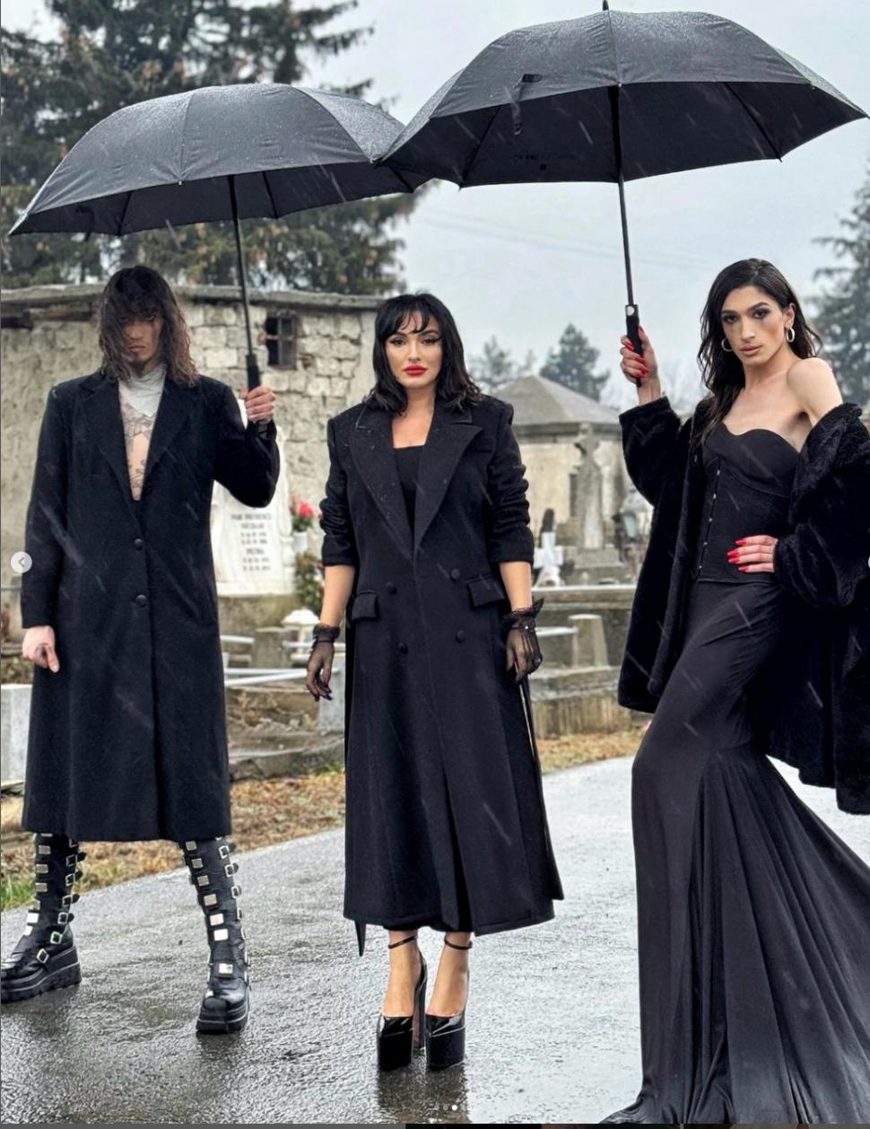 Ana Morodan, şedinţă foto inedită în cimitir: "Am venit să-mi îngrop trecutul" 879664