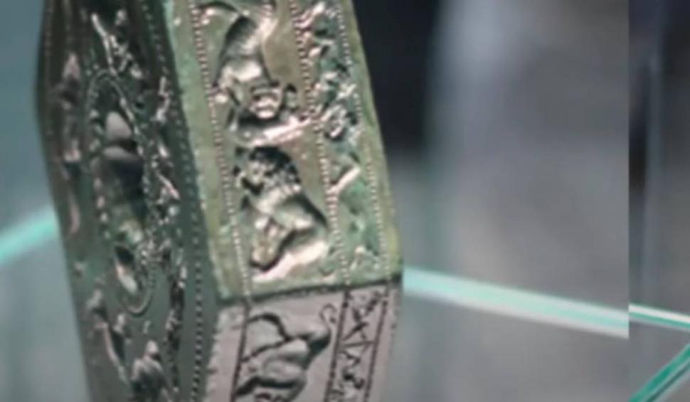 Povestea uluitoare a artefactului dacic, descoperit după o furtună în noaptea de Sânziene, la rădăcina unui copac 879718