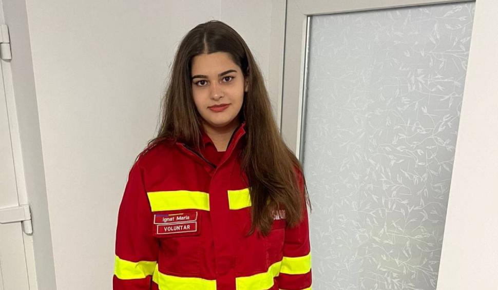 Ei sunt Maria, Ianis și Ștefan, cei trei elevi care au salvat un bărbat aflat în stop cardio-respirator, pe stradă în Vaslui  879798