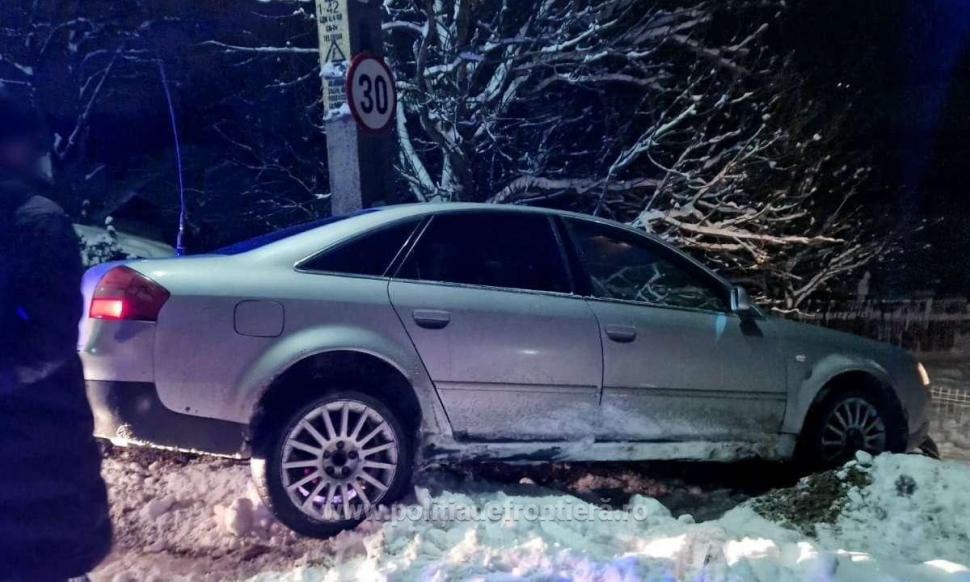 "Trage pe dreapta, că trag!” | Urmărire cu focuri de armă pentru a opri o maşină, urmată de un accident grav, în Botoşani 879648