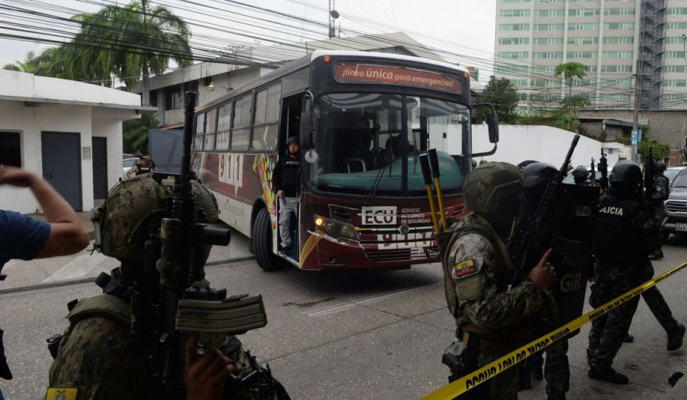 Criza armată din Ecuador: Președintele Noboa a ordonat ca bandele criminale să fie neutralizate, după ce șeful cartelului Los Choneros a evadat din închisoare 879957