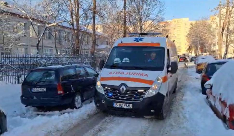 Răsturnare de situație în cazul bebelușului care a murit după ce a fost aruncat de mama sa dintr-un apartament în flăcări, la Iași | Vecinii au rupt tăcerea 880060