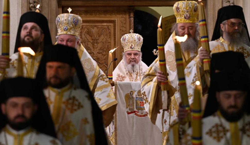 Patriarhul Daniel, cel mai bine plătit șef de cult din România | Salariul pe care îl încasează conducătorul Bisericii Ortodoxe Române  880049