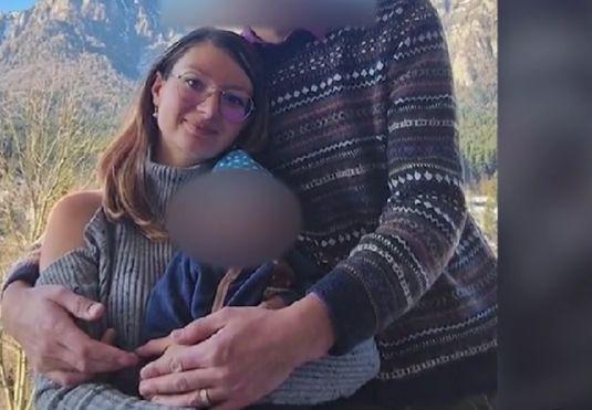 Surse: Mama care și-a omorât bebelușul la Iași, aruncându-l de la etajul apartamentului în flăcări, era încuiată în casă | "A văzut niște lumini în dormitor!" 880346