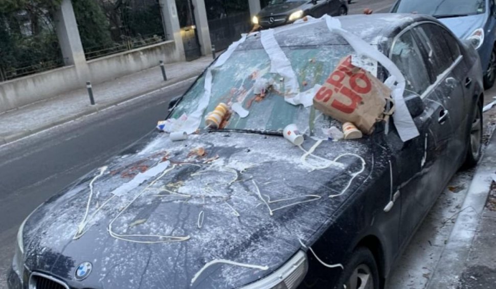 Modul în care a fost ”certat” un clujean după ce și-a parcat neregulamentar BMW-ul: ”Păcat de mâncare”