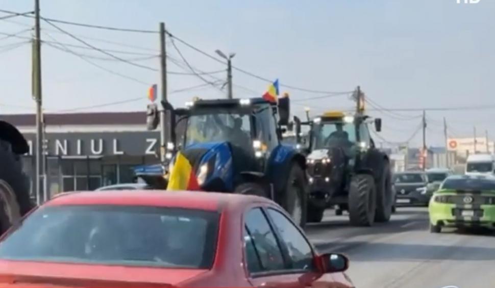 Revolta fermierilor şi transportatorilor se extinde în toată ţara. Protestatarii au blocat mai multe vămi 880539