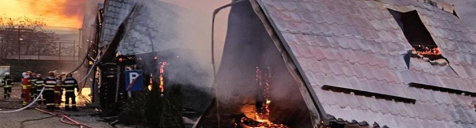 Mărturii dureroase ale familiei tinerei care a murit în incendiul de la Ferma Dacilor. Anca ar fi împlinit azi 21 de ani 880650