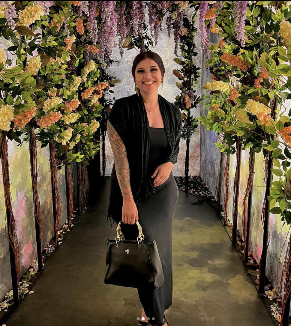 La doar 21 de ani, o tânără câştigă 460.000 de lei, la un loc de muncă pe care nu îl vrea nimeni: ”Munca mea este considerată riscantă” 880955