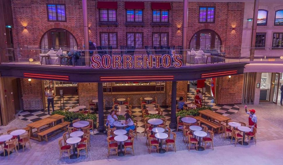 Icon of the Seas, cea mai mare navă de croazieră din lume are opt "cartiere" la bord 881039