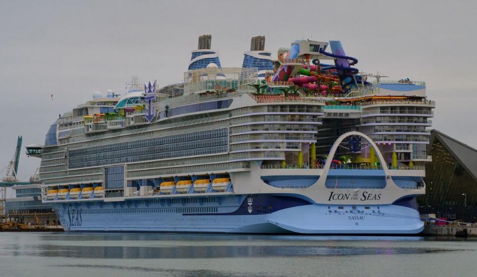Icon of the Seas, cea mai mare navă de croazieră din lume are opt "cartiere" la bord 881040