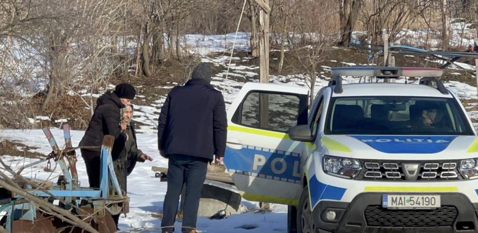 Bătrân omorât după ce a fost bătut, jefuit şi ameninţat în propria casă din Botoșani. Autorii crimei sunt de negăsit 881346