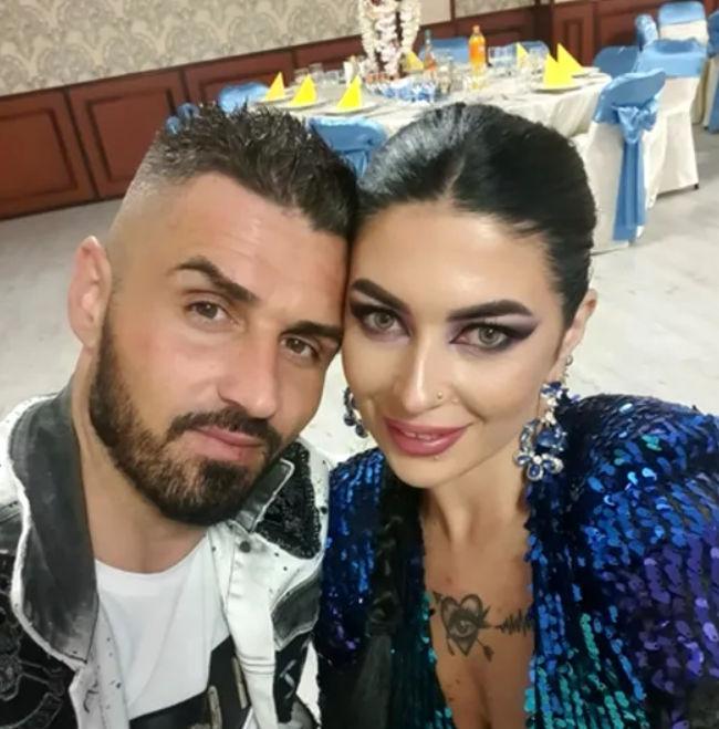 Raluca, o tânără româncă, a murit după ce i s-au făcut patru operații estetice în aceeași zi, într-o clinică din Turcia | "A căzut şi s-a făcut neagră" 881337