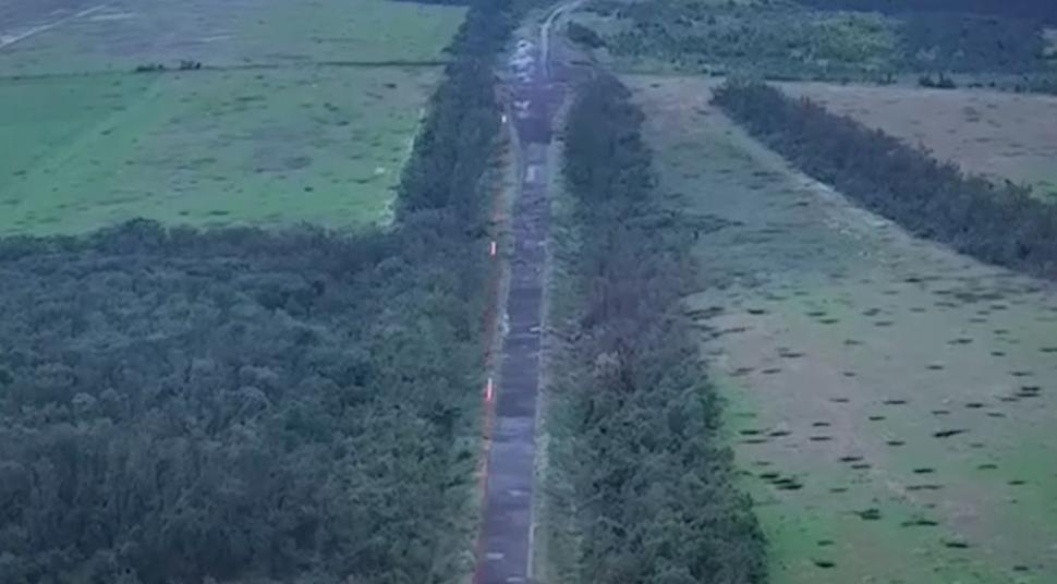 "Terminatorul" trimis de ucraineni pe front: trage cu mitraliera în inamic, se deplasează pe roți și este controlat de la distanță 881307