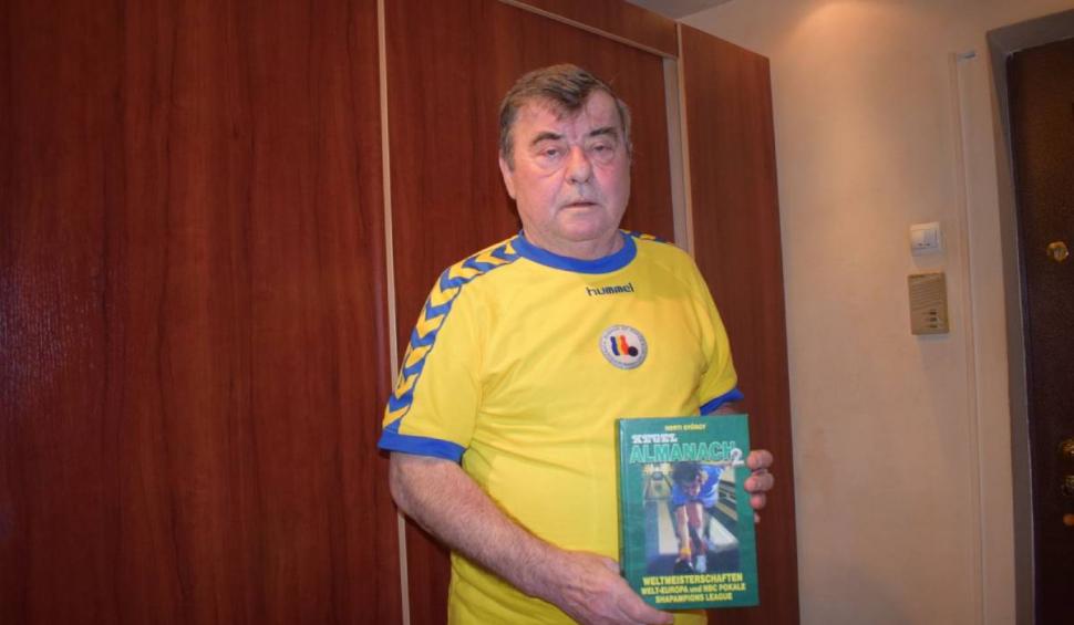 Dublu campion mondial, la mila statului român. Autoritățile refuză să îi dea indemnizația de merit și acum muncește la 70 de ani 881819