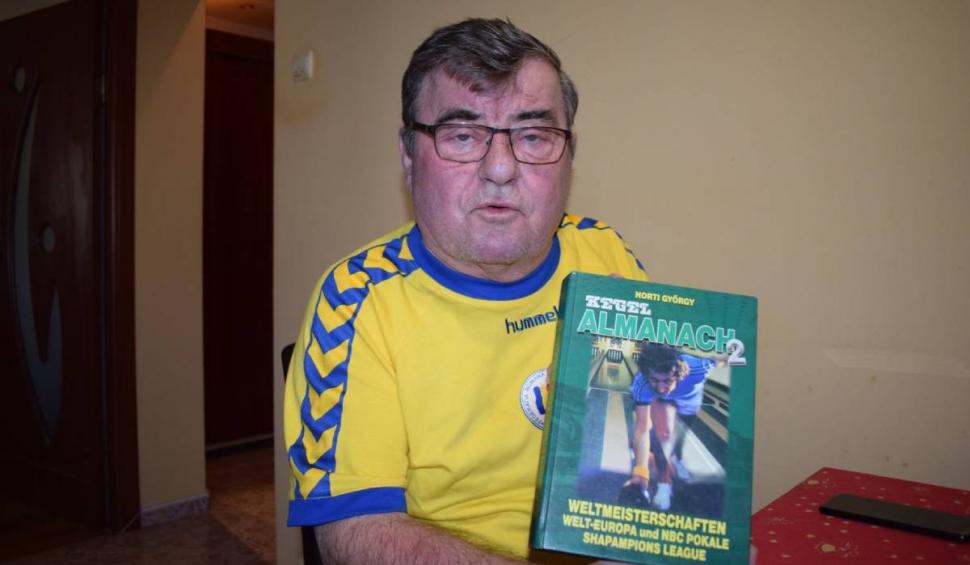 Dublu campion mondial, la mila statului român. Autoritățile refuză să îi dea indemnizația de merit și acum muncește la 70 de ani 881820