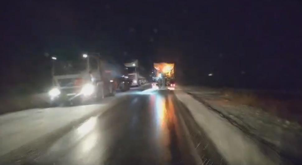 Noul val de frig pune stăpânire pe România. Restricții de trafic și drumuri cu circulație oprită în țară din cauza vremii 881865