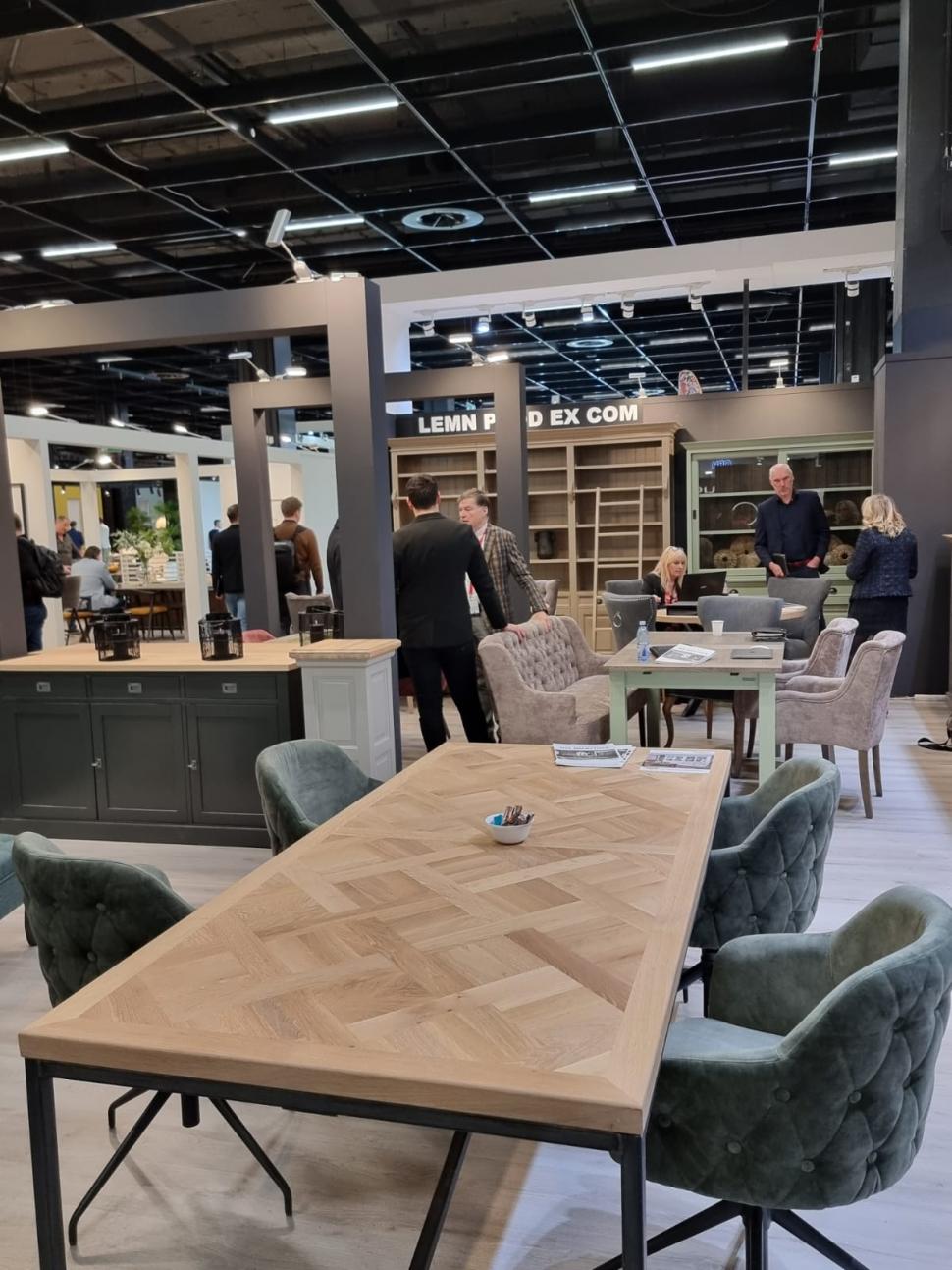 România participă la târgul internațional imm cologne din Germania cu 15 firme producătoare de mobilă 881793