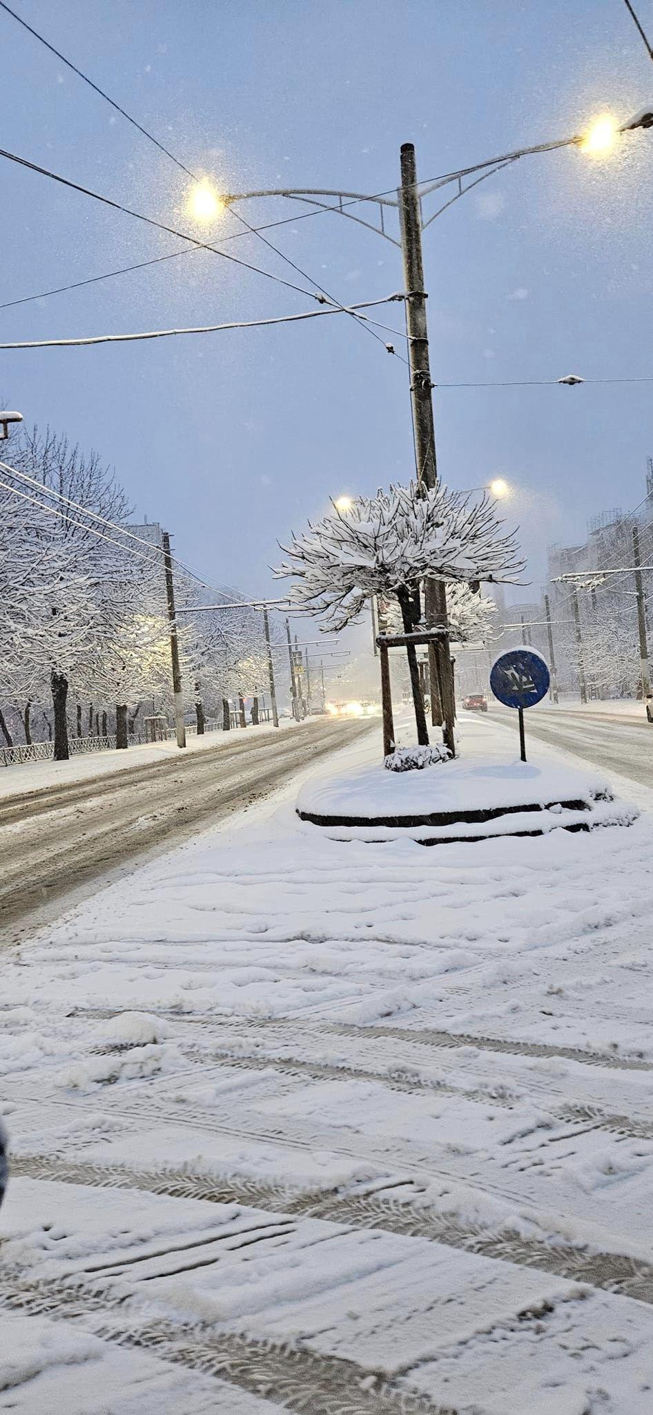 ANM a emis o prognoză meteo specială pentru București. Stratul de zăpadă va ajunge până la 17 centimetri 881917