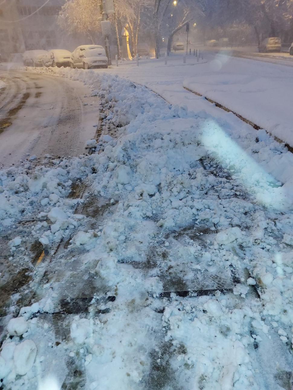 ANM a emis o prognoză meteo specială pentru București. Stratul de zăpadă va ajunge până la 17 centimetri 881919