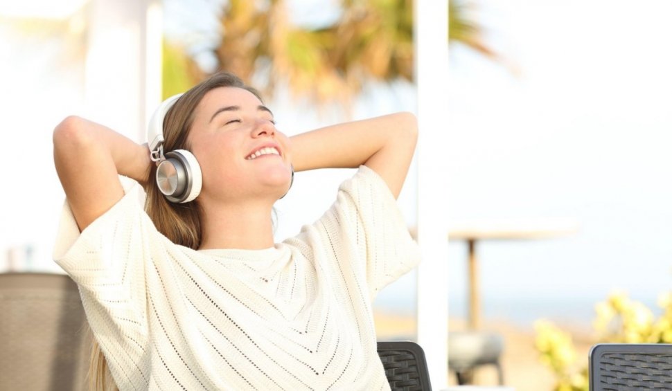 "Cea mai relaxantă melodie din lume": Studiile care arată că acest cântec poate reduce anxietatea cu până la 65%