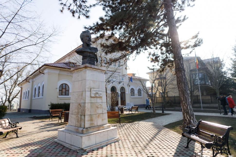 Casa în care a copilărit Alexandru Ioan Cuza, reabilitată și redeschisă publicului | De la spital pentru răniţi și casă de moravuri ușoare, la muzeu 882628