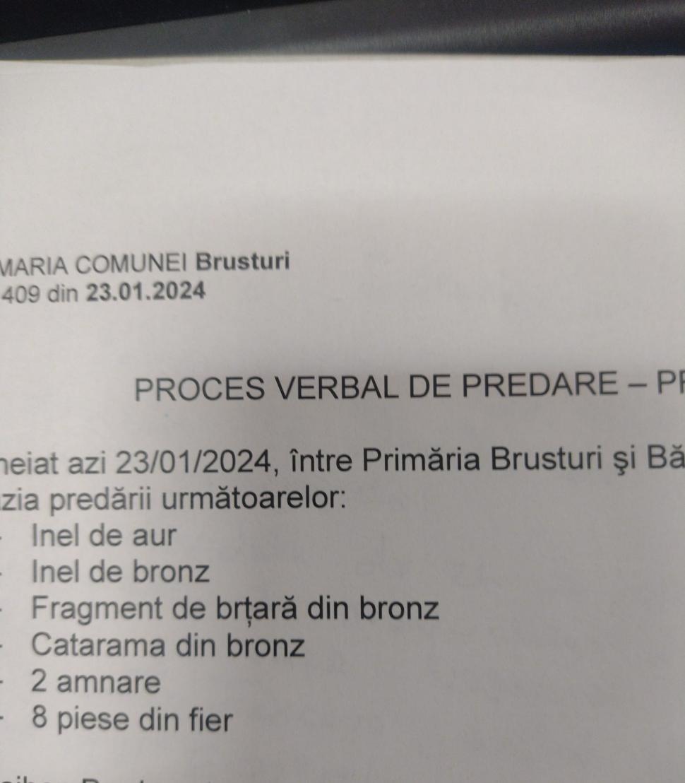 Descoperire arheologică rară într-o pădure din Bihor. Obiectul vechi de 1.500 de ani a fost dus la primărie 882712