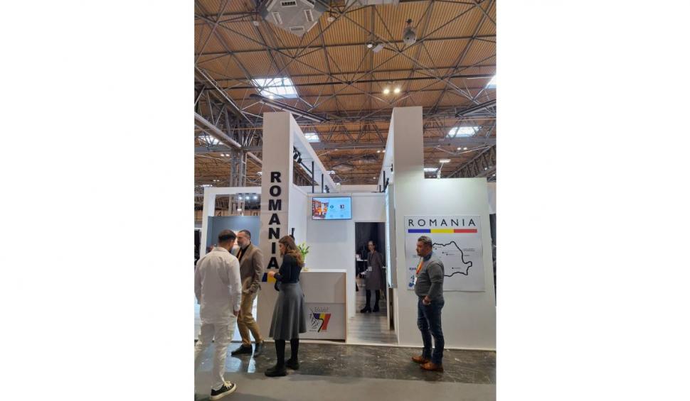 9 firme de mobilier din România au propus noi colecții la târgul internațional January Furniture Show din Birmingham 883075