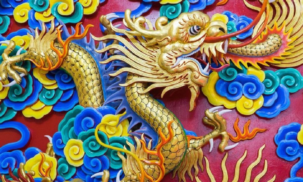 Culorile norocoase în Anul Dragonului de Lemn. Atrag succesul și prosperitatea pentru cei care le poartă