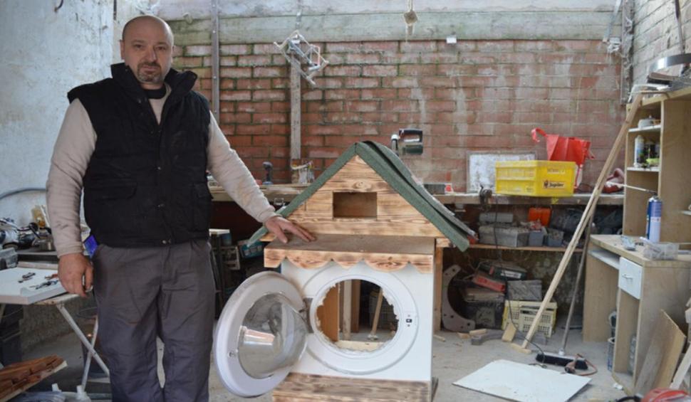 Un român stabilit în Belgia face "vile pentru animale". Au chiar şi parcuri de joacă | "Se pot distra cu adevărat" 883197