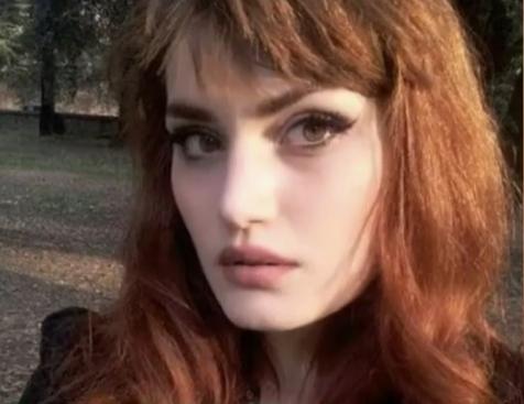 Paula, o româncă din Italia, a murit după ce a așteptat trei ore să vină ambulanța. Rudele luptă pentru dreptate, însă procurorii vor să închidă cazul 883433