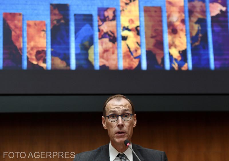 Noile recomandări FMI pentru România: Impozit până la 25% pe salarii și pensii mărite în tranşe 883592