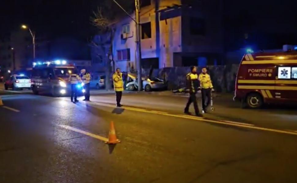 Accident grav pe Șoseaua Antiaeriană din București! O mașină aproape s-a rupt în două 883900