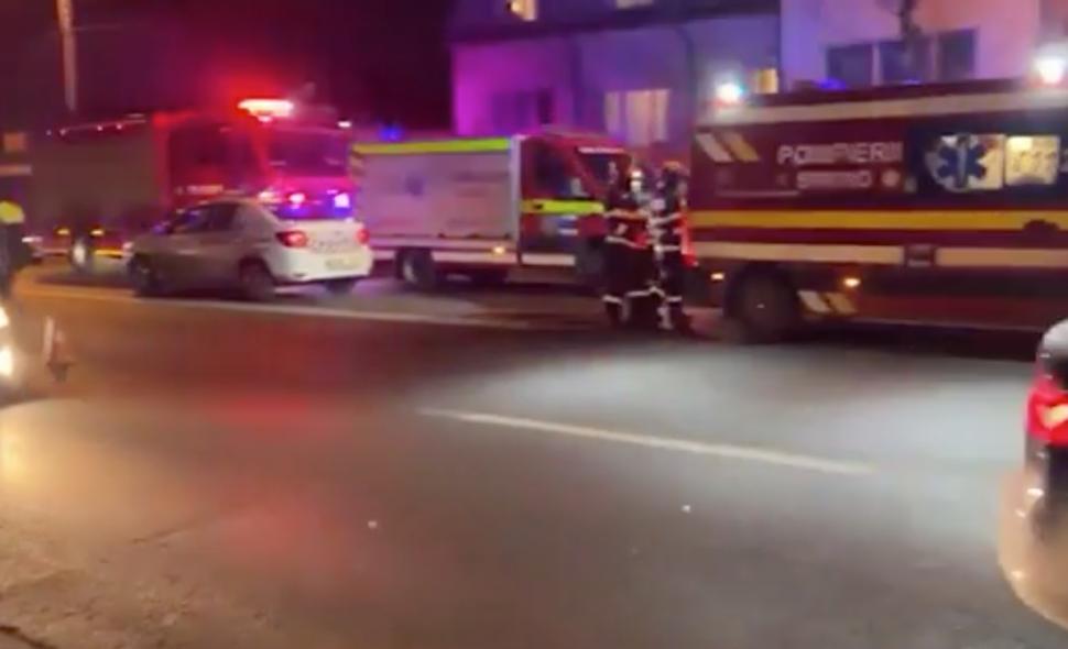 Accident grav pe Șoseaua Antiaeriană din București! O mașină aproape s-a rupt în două 883901