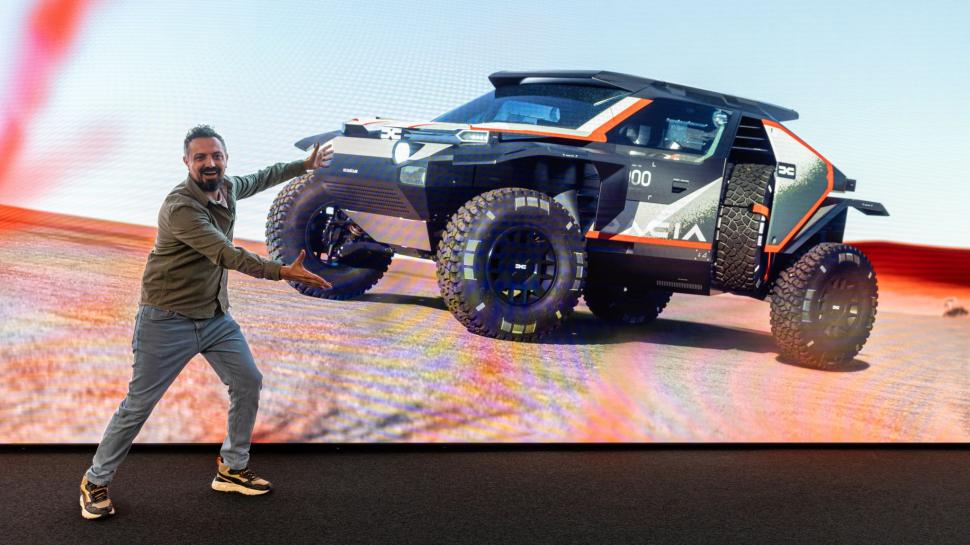 Dacia Sandrider, maşina cu motor V6 pe combustibil sintetic care va participa la Raliul Dakar 2025 883802