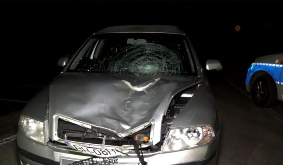 Două femei care se întorceau de la un priveghi au murit, după ce au fost spulberate de o mașină, în Bihor 883640