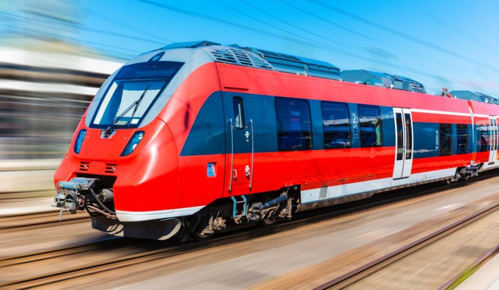 Ionel Scrioșteanu: ”Cel mai important contract pentru achiziție de trenuri din istoria țării a fost semnat astăzi”