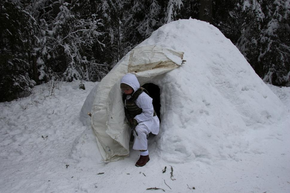Militarii români "Vânători de Munte", surprinşi în timpul unor antrenamente în Munţii Călimani 883721