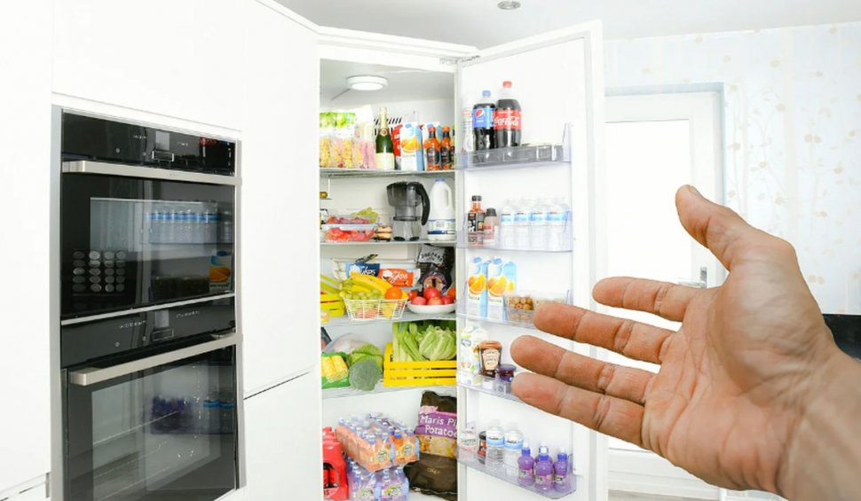 Alimentele care devin toxice când le punem în frigider! Mulţi români nu ştiau asta