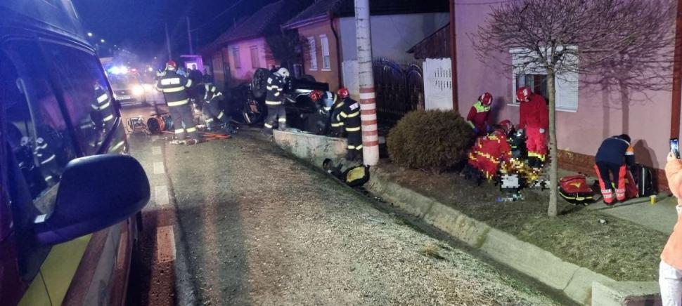 Un bebeluș de opt luni și tatăl lui au murit într-un grav accident rutier, petrecut la Copșa Mică  883950