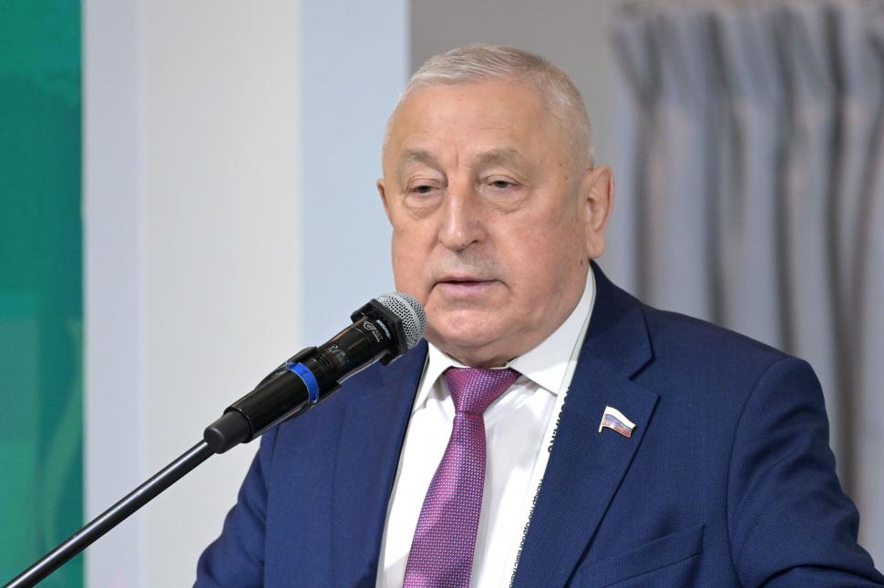 Contracandidaţii lui Vladimir Putin la alegerile prezidenţiale din Rusia. Cei trei ar fi fost aleşi chiar de liderul de la Kremlin 884011